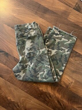 DAZE DENIM Green Camo Wide-Leg Jeans pq